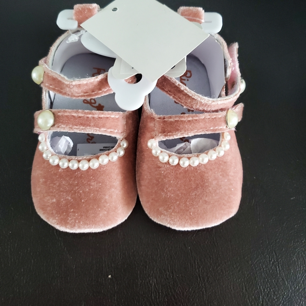 Infant girl shoes